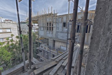 bir yerleşim bölgesinde inşaatı.