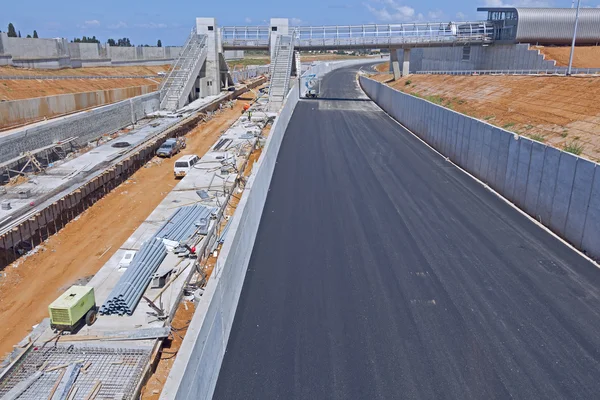 yeni bir yol asfaltlama.