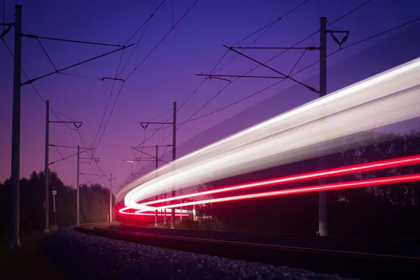 夜の鉄道 ロイヤリティフリーのストック写真