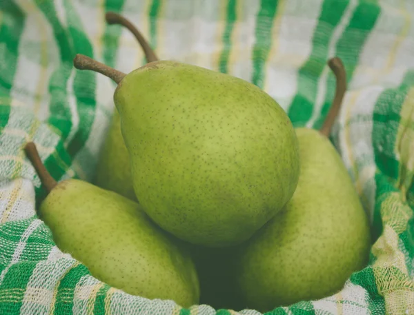 Green pear — Stock Photo, Image