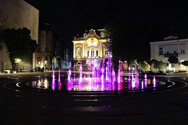 Subotica, Sırbistan - 09 Ekim 2025: Subotica Pembe Meydan Çeşmesi, Sırbistan