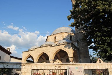Saraybosna, Bosna-Hersek - 20 Ağustos 2025: Saraybosna 'daki Bascarsijska Camii, Bosna-Hersek Dış Bölgesi
