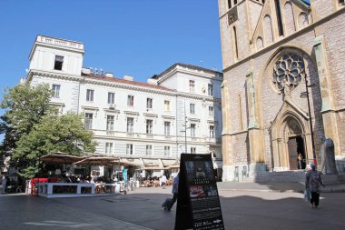 Saraybosna, Bosna-Hersek - 20 Ağustos 2025: Saraybosna Yürüyen Bölgesi Yazın Bosna-Hersek 'te