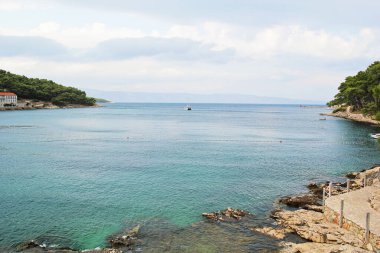 Hırvatistan 'ın Hvar Adası' ndaki Jelsa Kasabasında deniz