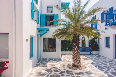 Santorini ve Yunanistan tarzı ile güzel mimari
