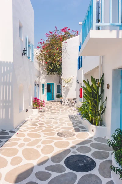 Santorini ve Yunanistan tarzı ile güzel mimari