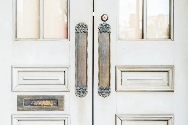 Old Door menangani dekorasi — Stok Foto