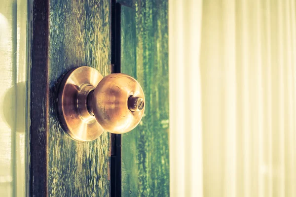 Oude deurknop handvat — Stockfoto