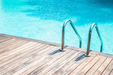 Yüzme Havuzu merdiven