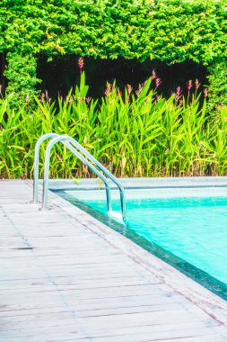 Yüzme Havuzu merdiven