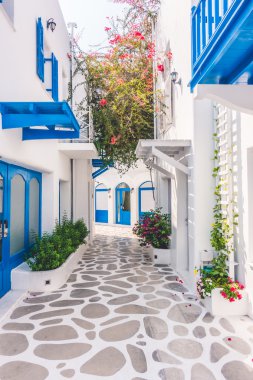Santorini ve Yunanistan tarzı ile güzel mimari