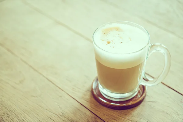 Xícara de café na cafeteria — Fotografia de Stock