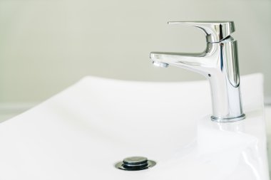 Banyo musluk su