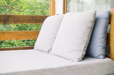 Kanepe dekorasyon yastık