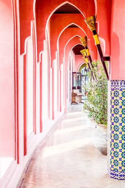 Arquitetura bonita com estilo marroquino — Fotografia de Stock