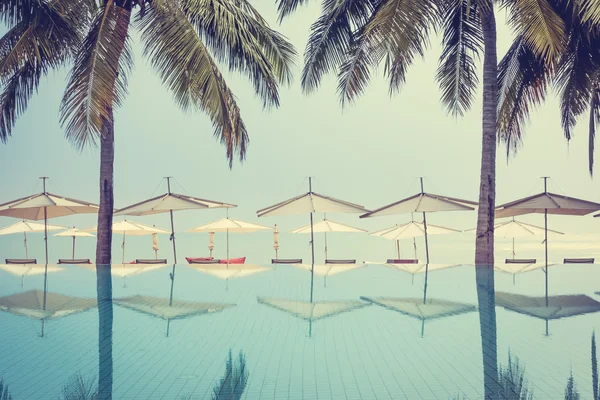 güzel lüks Yüzme Havuzu