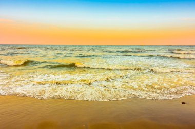 Sahilde güzel deniz