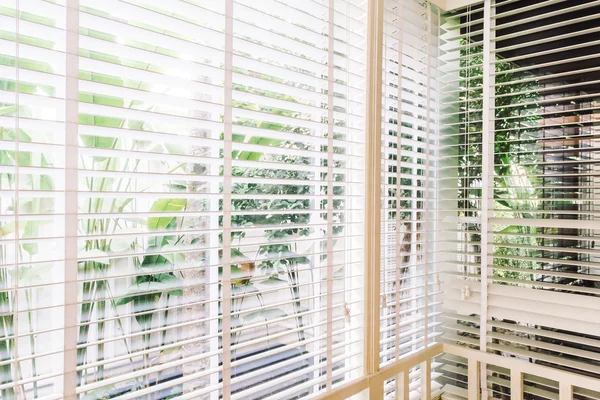 Blinds window decoration in living room — Stock Photo, Image