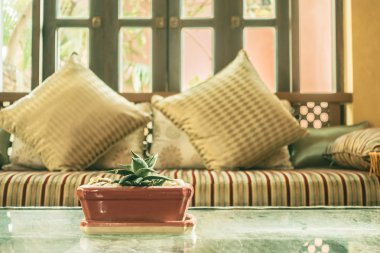 Fas tarzı ile kanepe yastık