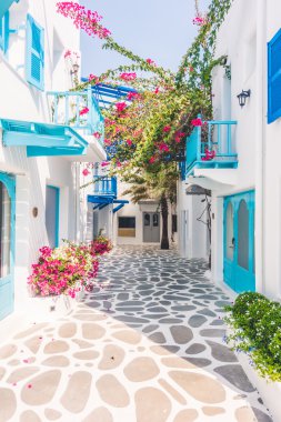 Santorini ve Yunanistan tarzı ile güzel mimari