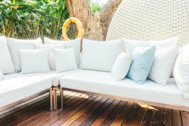 Güzel lüks yastıklar Divan