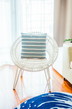 Güzel lüks yastıklar Divan