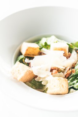 lezzetli Sezar salatası