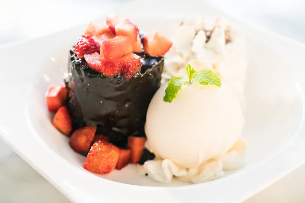 Choklad lava dessert — Stockfoto