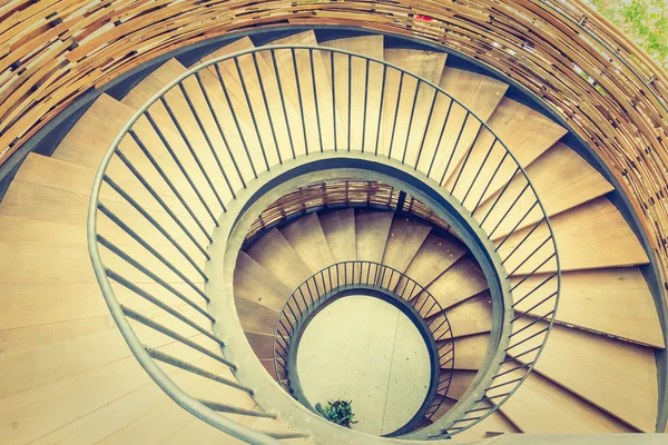 Sarmal daire merdiven — Stok fotoğraf