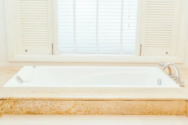 Bathtub decoration in bathroom interior — Stock Photo, Image