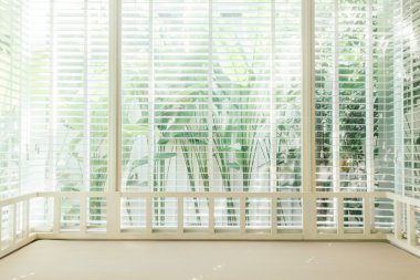 Kör pencere dekorasyon