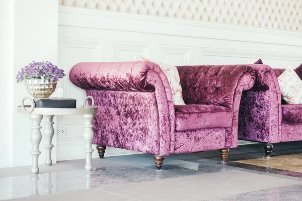 Piękne luksusowe poduszki na sofie — Zdjęcie stockowe