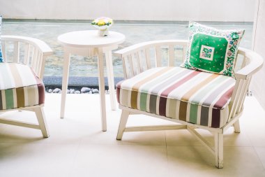 Güzel lüks yastıklar Divan