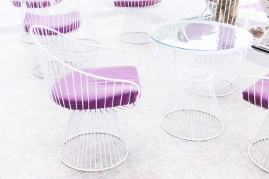 Boş sandalye dekorasyonu 