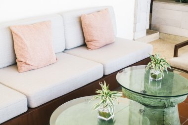 Yastıklar kanepe ve sandalye