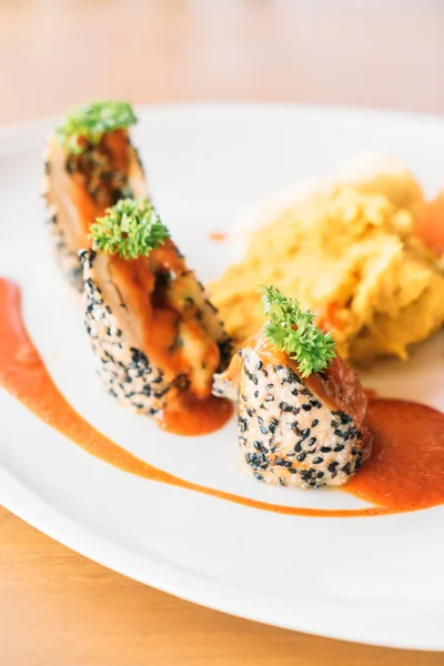 Bife de rolo de frango — Fotografia de Stock