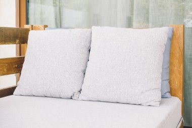 Kanepe dekorasyon yastık