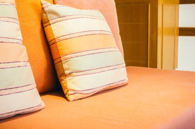 Kanepe dekorasyon yastık