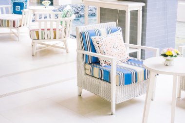 Güzel lüks yastıklar Divan