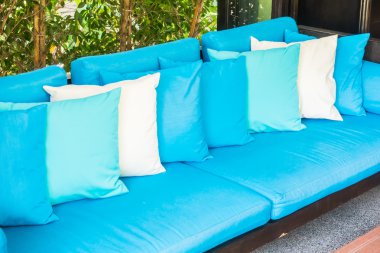 Kanepe dekorasyon güzel yastıklar