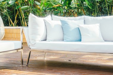 Güzel lüks yastıklar Divan