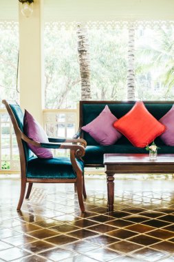 Yastıklar kanepe ve sandalye