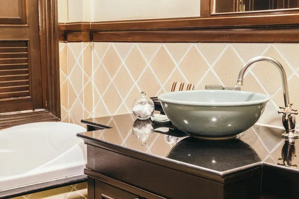 Beautiful luxury sink decoration — Stock Photo, Image