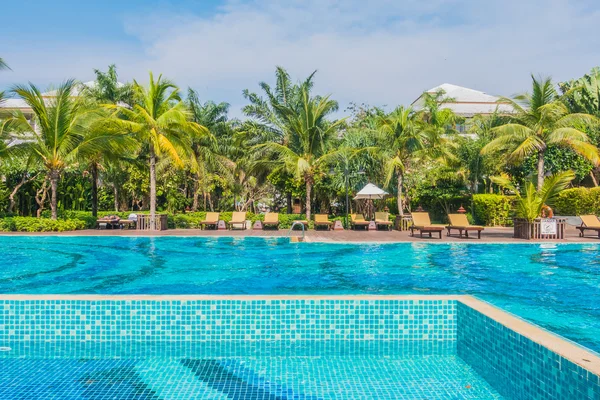 güzel lüks Yüzme Havuzu