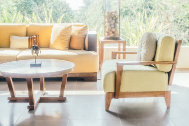 Güzel lüks yastıklar Divan