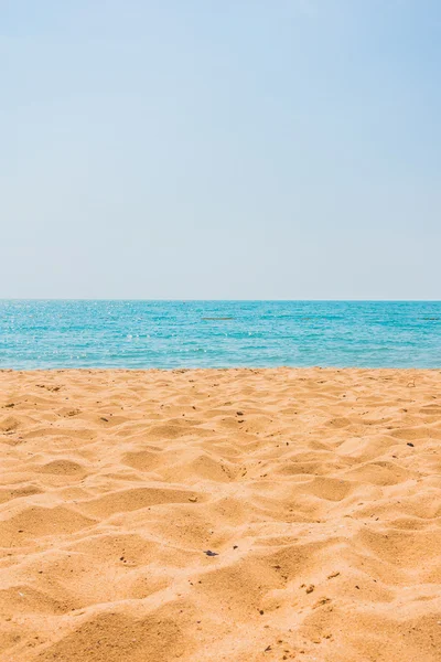 Gyönyörű strand és tenger — Stock Fotó