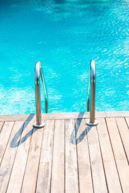 Yüzme Havuzu merdiven