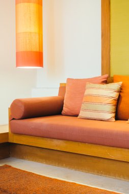 Kanepe dekorasyon yastık