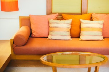 Kanepe dekorasyon yastık