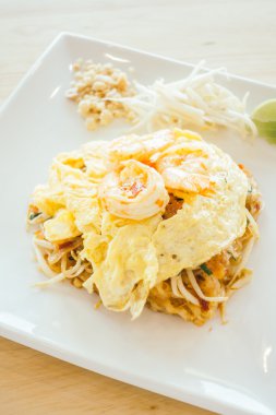 Hai erişte yemek tarzı